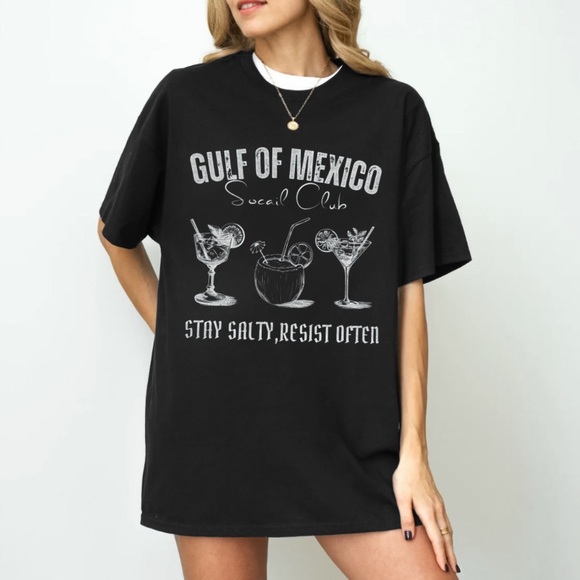 Gulf of Mexico Social Club Cocktails Graphic Tee Shirt Black NWT - Picture 10 of 10